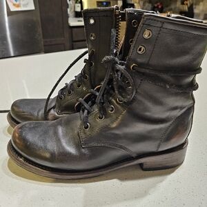 Freebird Manchester Boots